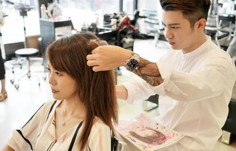 广东理发店推出“0利润理发”，营业额高达9000万，进来学套路